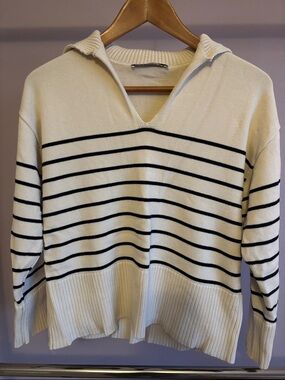 Zara Cream V-Neck Sweater with Black Stripes